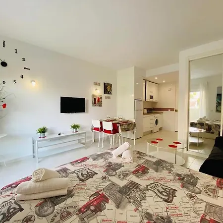 Benalbeach - Precioso Estudio En Con Piscinas, Parque Acuatico Y Zonas De Ocio, Playa A 100 Metros 公寓 贝纳尔马德纳